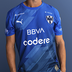 Pulsa aquí para encontrar jerseys de la marca Puma.