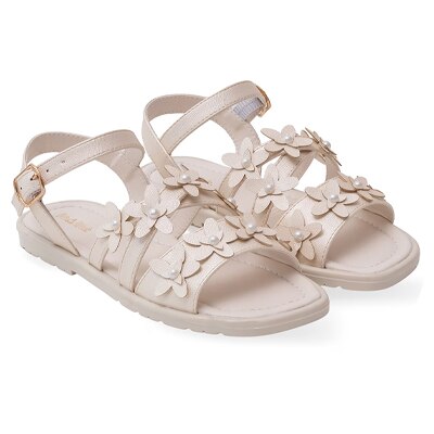 Sandalias para niña. Pulsa aquí para comprar.