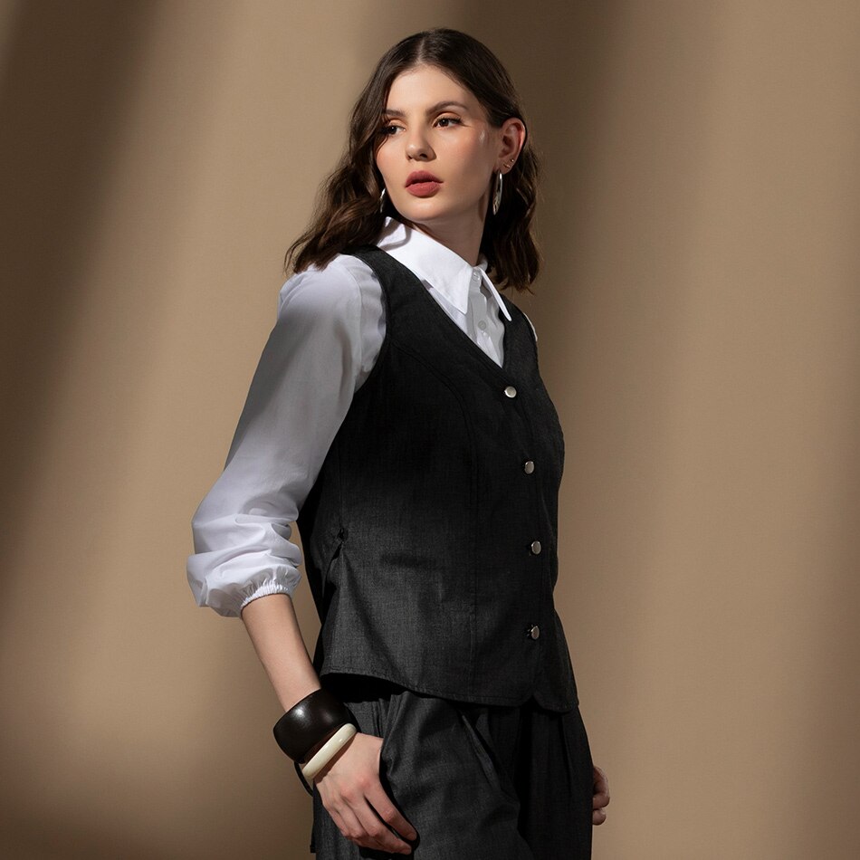 Sahara. Ropa de temporada para mujer en colaboración con Antonio Gutiérrez México. Pulsa aquí para estrenar.