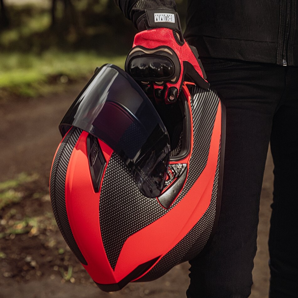 Otros accesorios para motociclista. Pulsa aquí para conocerlos.