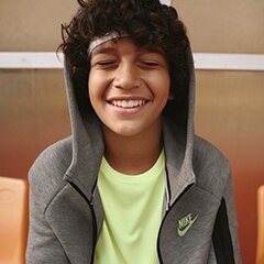Pulsa aquí para ver ropa de entrenamiento infantil de la marca Nike.