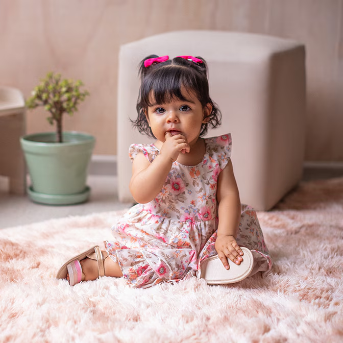 Ropa para bebé niña. Pulsa aquí para ver vestidos y conjuntos Baby Colors.