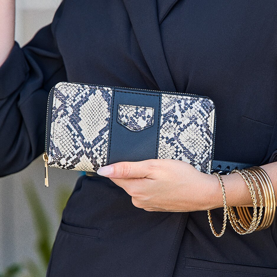 Carteras para mujer. Pulsa aquí para ver productos.