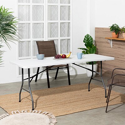 Sillas y mesas plegables. Pulsa aquí para comprar.