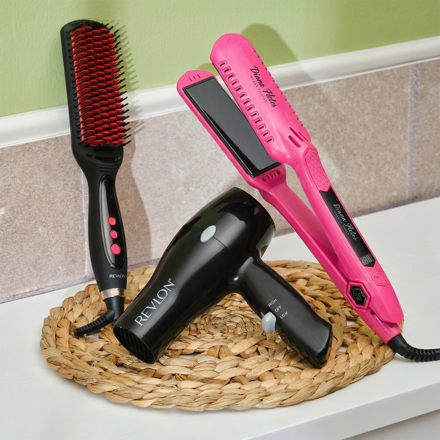 Herramientas para peinar. Pulsa aquí para ver productos.