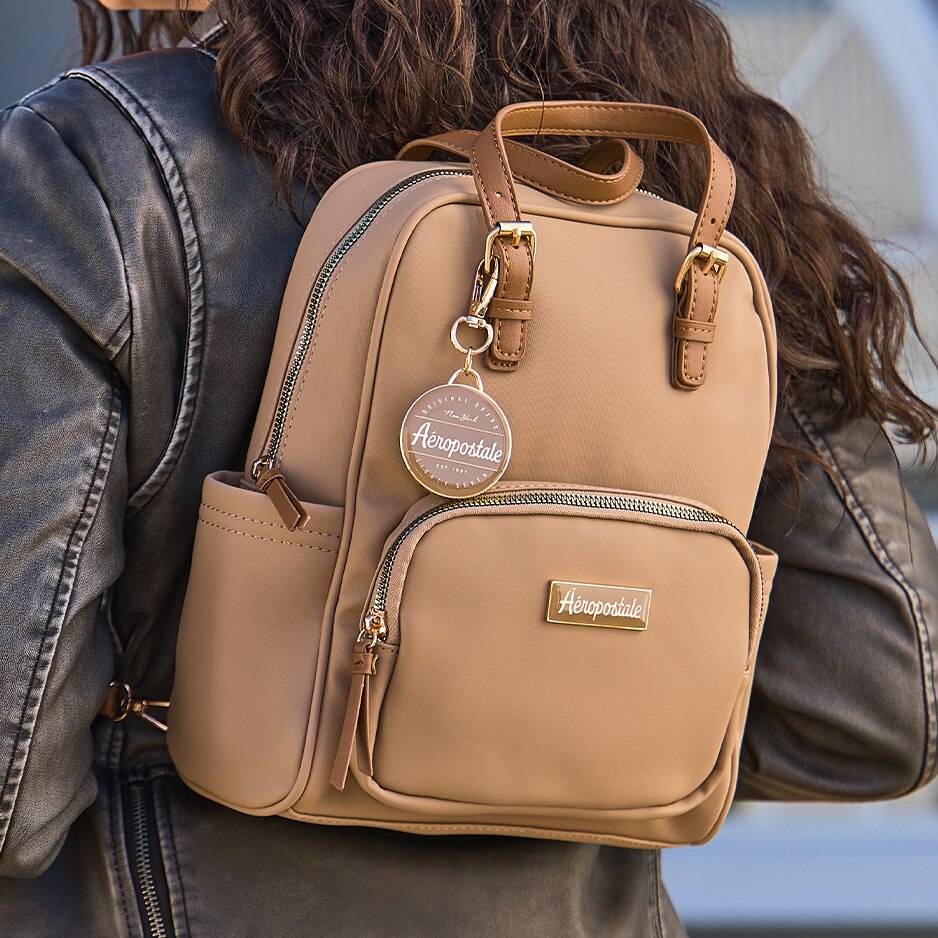 Mochilas para mujer. Pulsa aquí para ver productos.