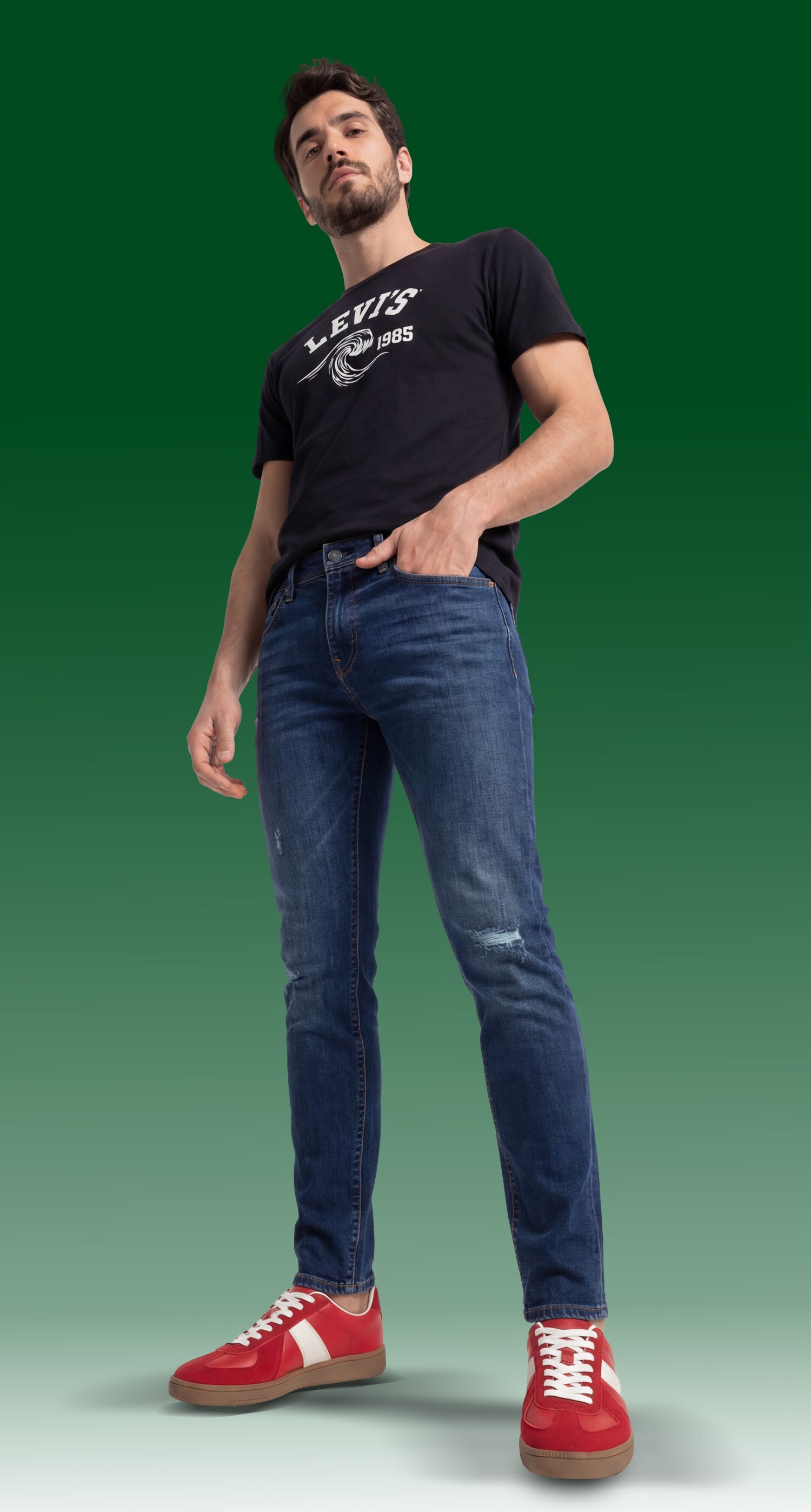 Jeans corte athletic para hombre. Pulsa aquí para estrenar.
