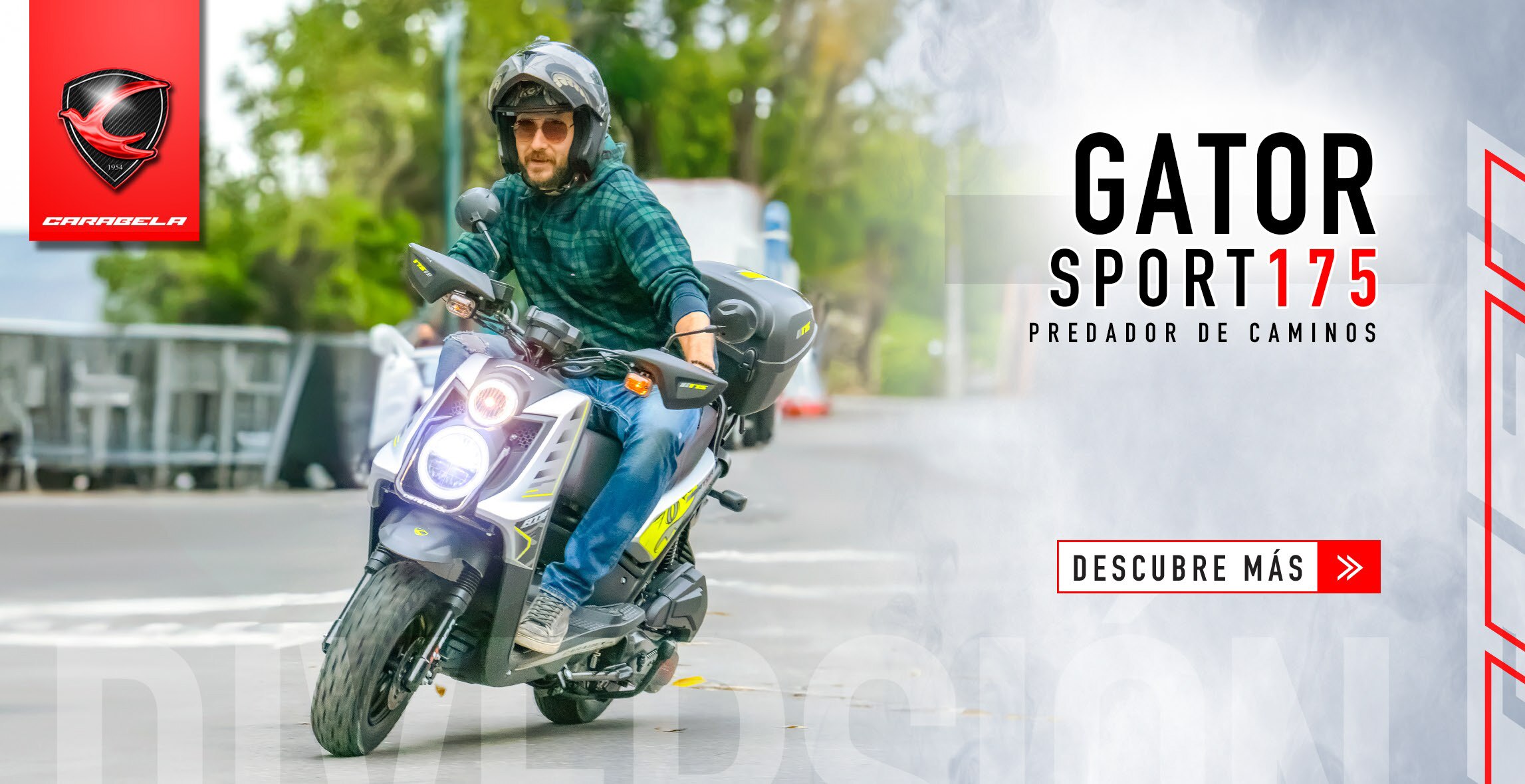 Logo Carabela. Hombre en moto tipo scooter Gatos Sport 175. Pulsa aquí para conocerla.