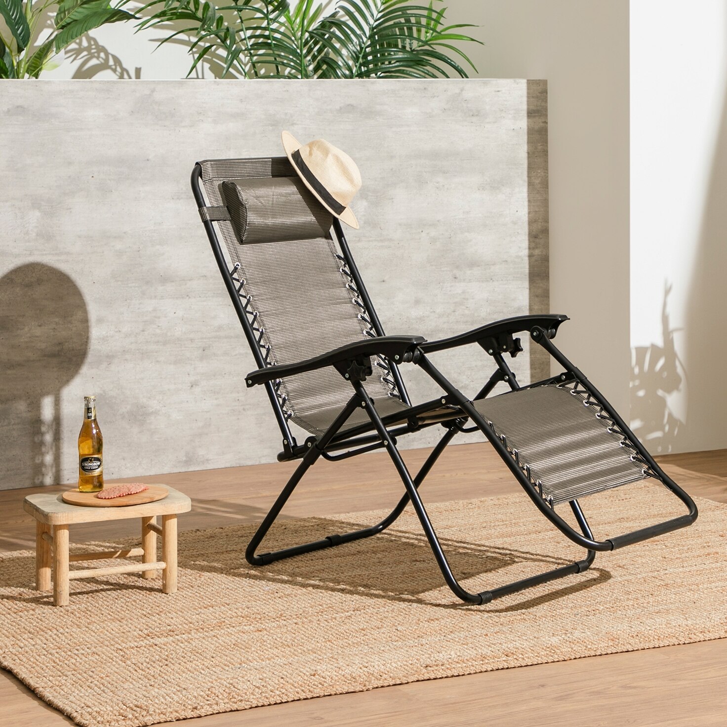 Sillas. Pulsa aquí para ver modelos.