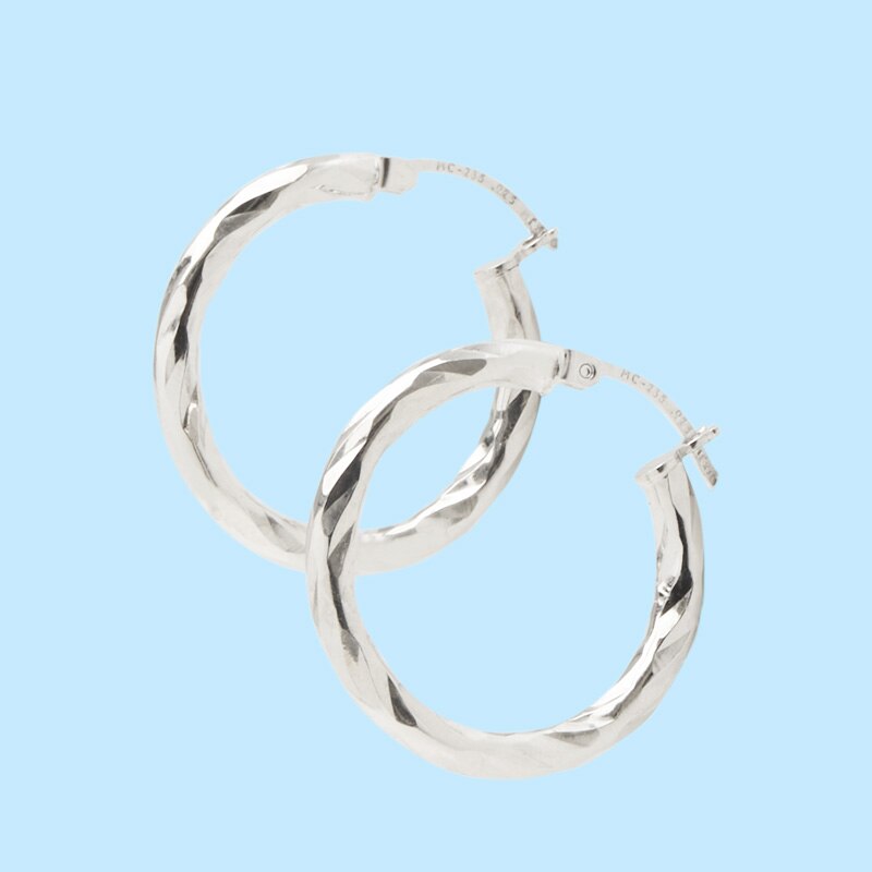 Joyería y bisutería para mujer. Pulsa aquí para complementar tu look.