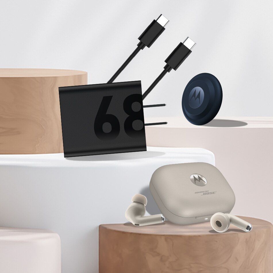 Cargador, Tag electrónico y audífonos. Pulsa aquí para ver accesorios Motorola.