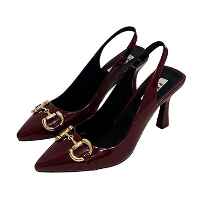 Zapatillas. Pulsa aquí para comprar.