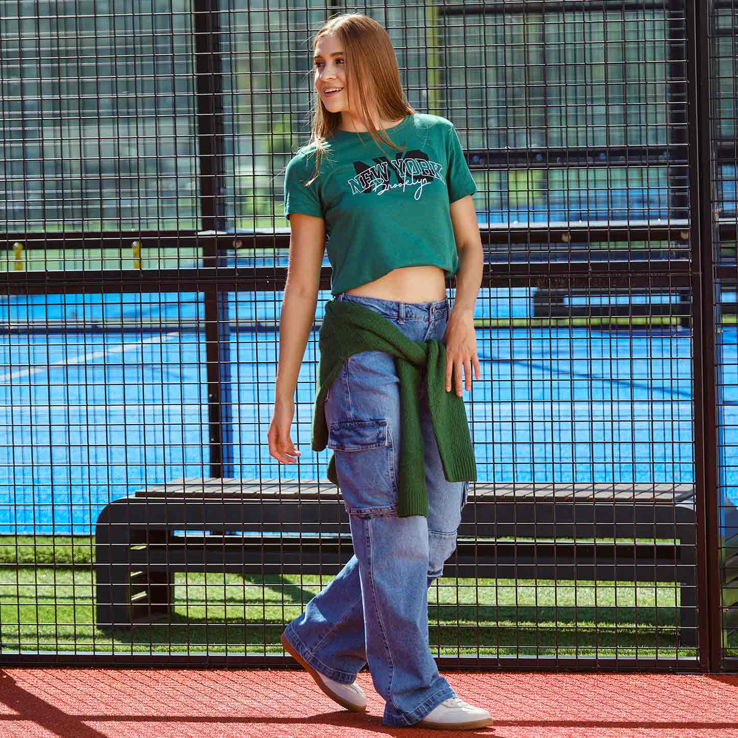 Refill. Ropa para mujer. Pulsa aquí para estrenar jeans, playeras, chamarras, sudaderas y más.